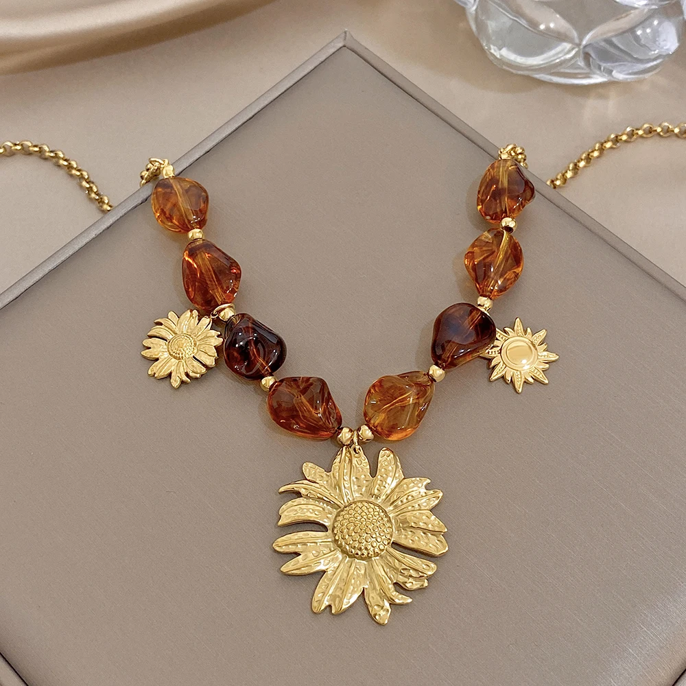AENSOA Vintage Sunflower Pendant Acrylic Amber Bead Necklace for Women Stainless Steel Thick Chunky Boho Jewelry Statement Gift