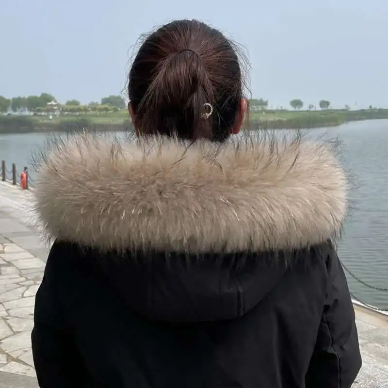 Kerah Bulu Rakun Syal Hangat Mewah Musim Dingin Wanita Selendang Bulu Dapat Dilepas Mode Kerah Bulu Besar untuk Mantel Wanita Syal Bulu Hitam