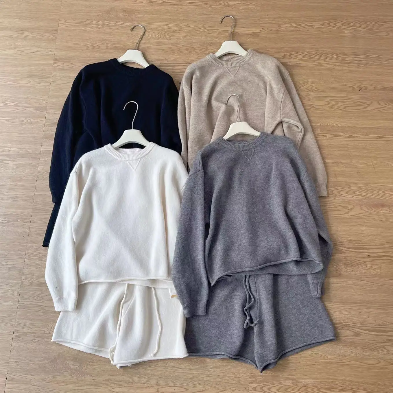 Women's Spring Autumn Two Pieces Cozy Knitted Shorts Set Lady Casual Solid Color O Neck Long Sleeve Pullover Sweater + Shorts