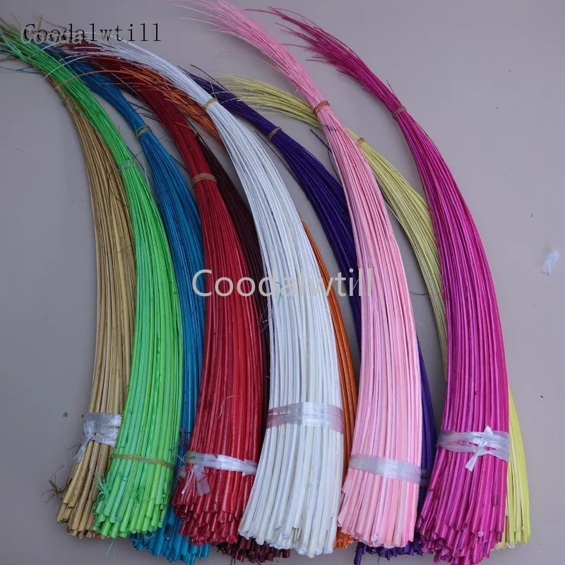 tiges-dures-en-plumes-d'autruche-naturelles-50-55cm-pour-fascinateur-couvre-chef-accessoires-de-chapeau-epines-d'agneau-bricolage-chapellerie-50-pieces-lot