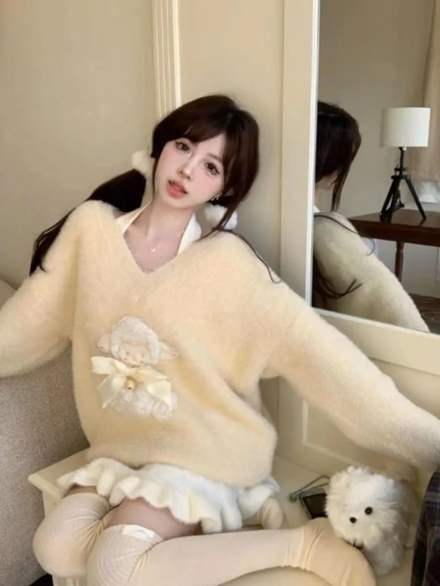 

Thiened Loose Woolen Sweater Women's V-ne Knittedwear Yellow Knot Soft Nouriing Mink Velvet Winter Top