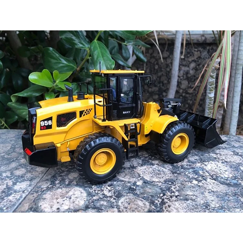 1:35 Scale SANY SYL956H Loader Forklift Alloy Engineering Truck Model Collection Ornaments Decoration Toy