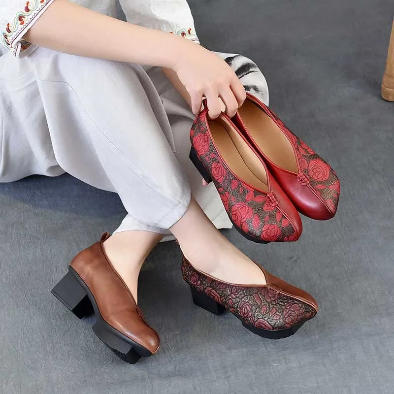 2025年ヘッドレイヤー牛革プリント新中国風粗ヒールレディースシューズエスニック風レトロシングルシューズ