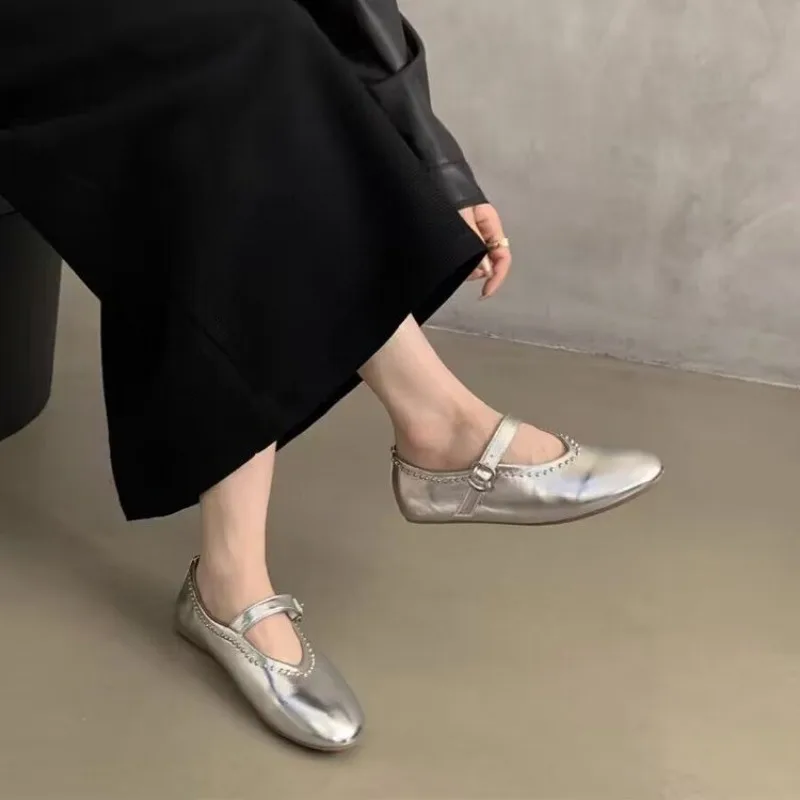 Classic Round Toe Mary Jane Shoes 2024 New Fashion Shallow Mouth Women's Flat Shoes Soft and Comfortable Ladies Ballet Shoes