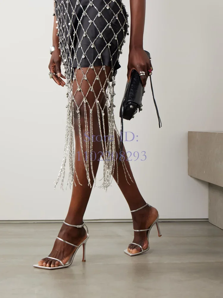 

Серебряные сандалии на тонком высоком каблуке с пряжкой сзади, однотонные блестящие кожаные туфли-лодочки на шпильке с квадратным носком, 2025 г., женская лаконичная обувь