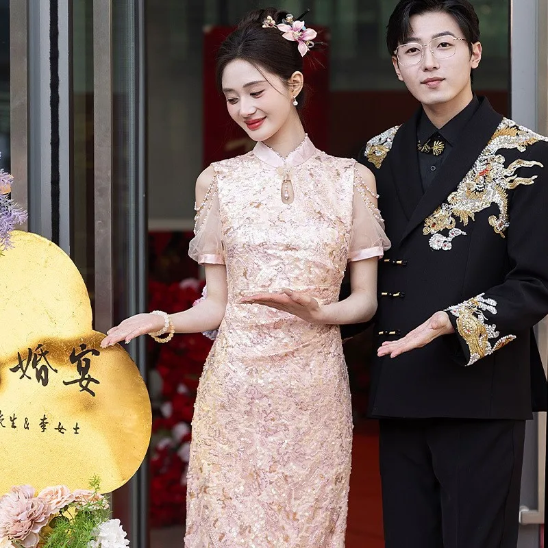 

New pink cheongsam for toasting fashionable people getting married and suitable daily wear