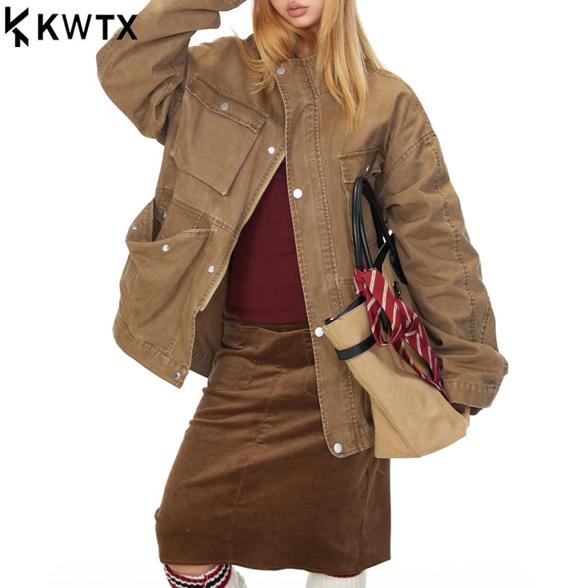 

KWTX 2025 New Women’s Vintage Black Denim Jacket Casual Autumn Winter Stand Collar Multi Pocket Zipper Elegant Designer Premium