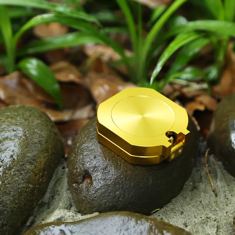 Multifunctional Lightweight Metal Flip‑Open Compass Waterproof Shock‑Resistant Outdoor Camping Trekking Survival Navigation Tool
