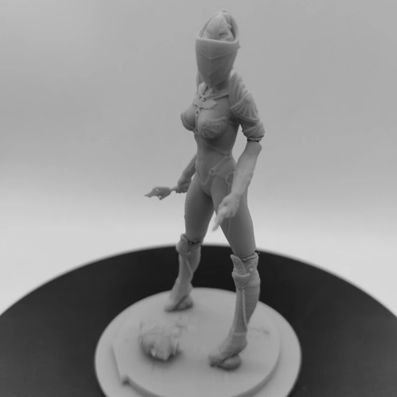 Figura de resina asesina enmascarada de hierro, escala 1/24, 75mm de altura, Kit de modelo ensamblado, Diorama sin montar y figuritas sin pintar, Juguetes
