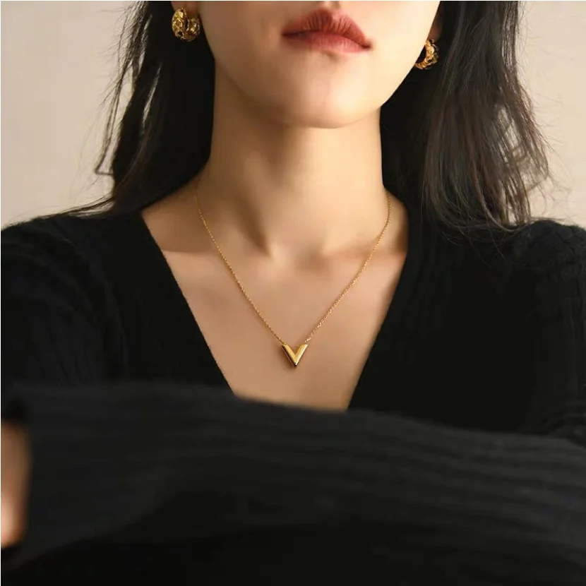316L Stainless Steel New Fashion Upscale Jewelry Minimalism V Shape Charms Chain Choker Necklaces Bracelets Earrings For Women