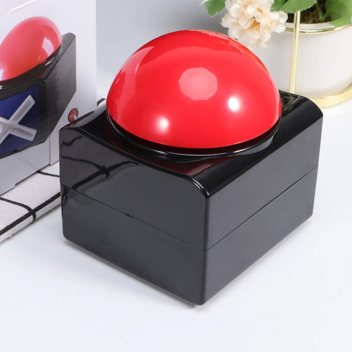 

2Pcs Interactive Buzzing Button Red Light Sound Alert Game Tool for Show Contest Party Event Sounding Push Device