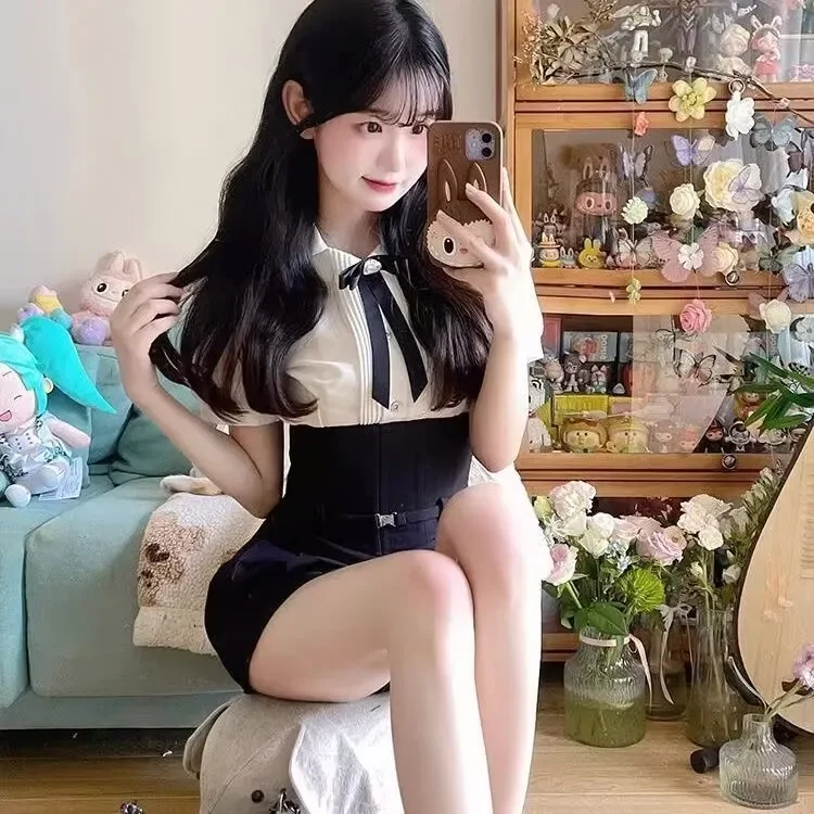Set uniforme scolastica per ragazza calda in stile college americano Set di culottes a vita alta con fiocco superiore migliorato Set uniforme Jk quotidiano in stile giapponese coreano