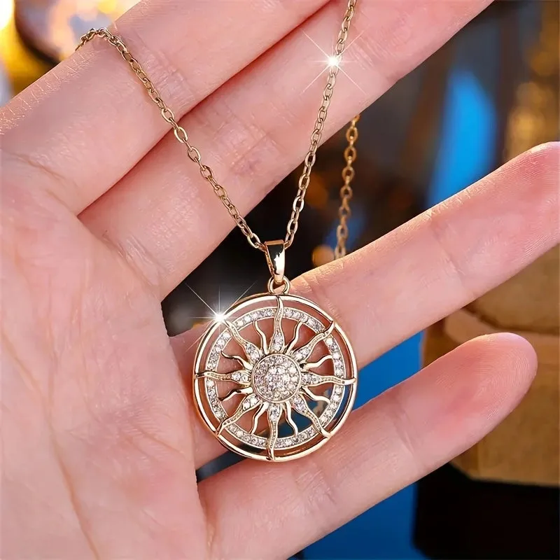 [Titanium Steel] Cross-border fashion commuting diamond white sunflower circular necklace dress multi-purpose design