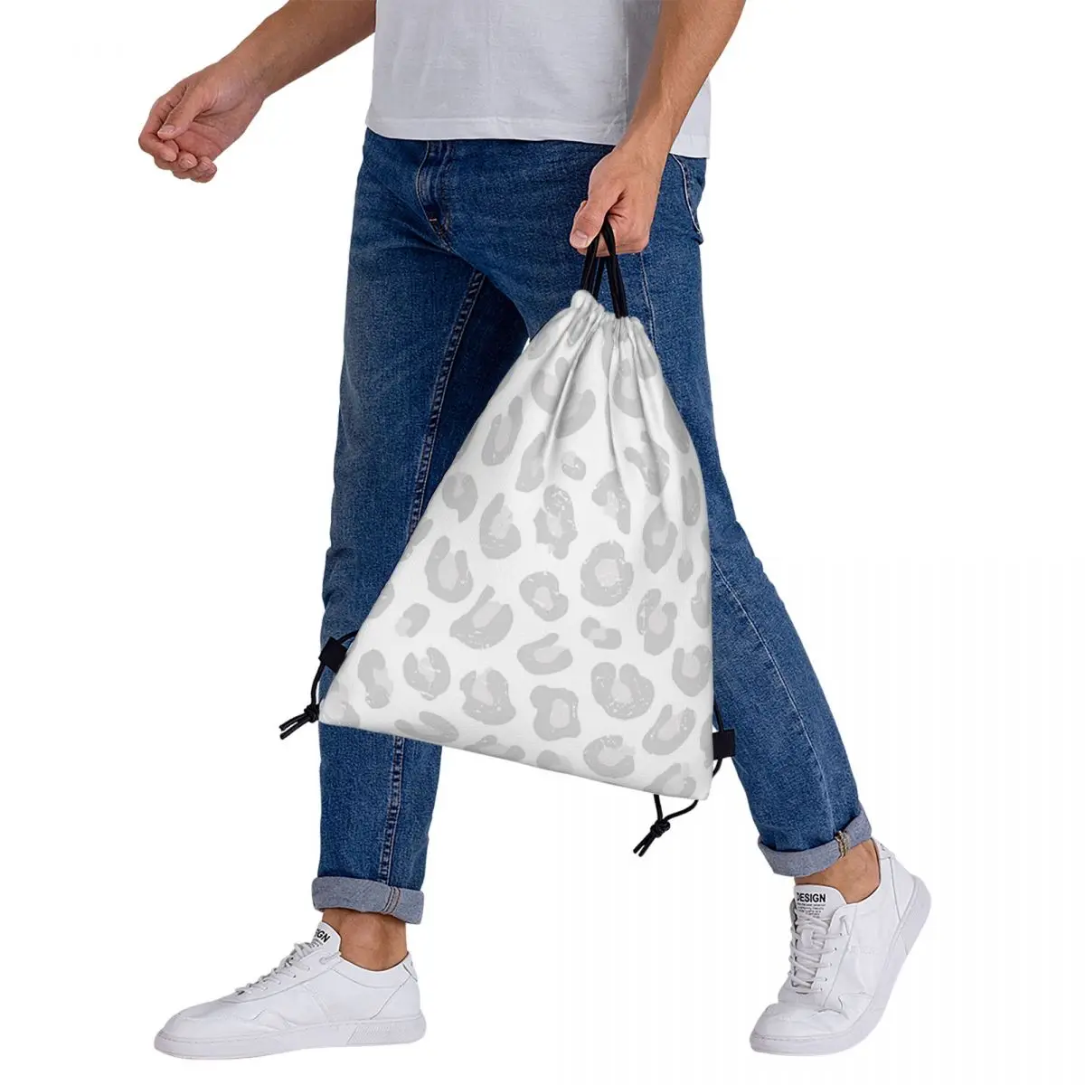 طباعة الفهد - حقائب ظهر فضية باللونين الرمادي والأبيض، حقائب ظهر عصرية محمولة برباط، حقيبة رياضية، حقائب كتب للسفر والمدرسة