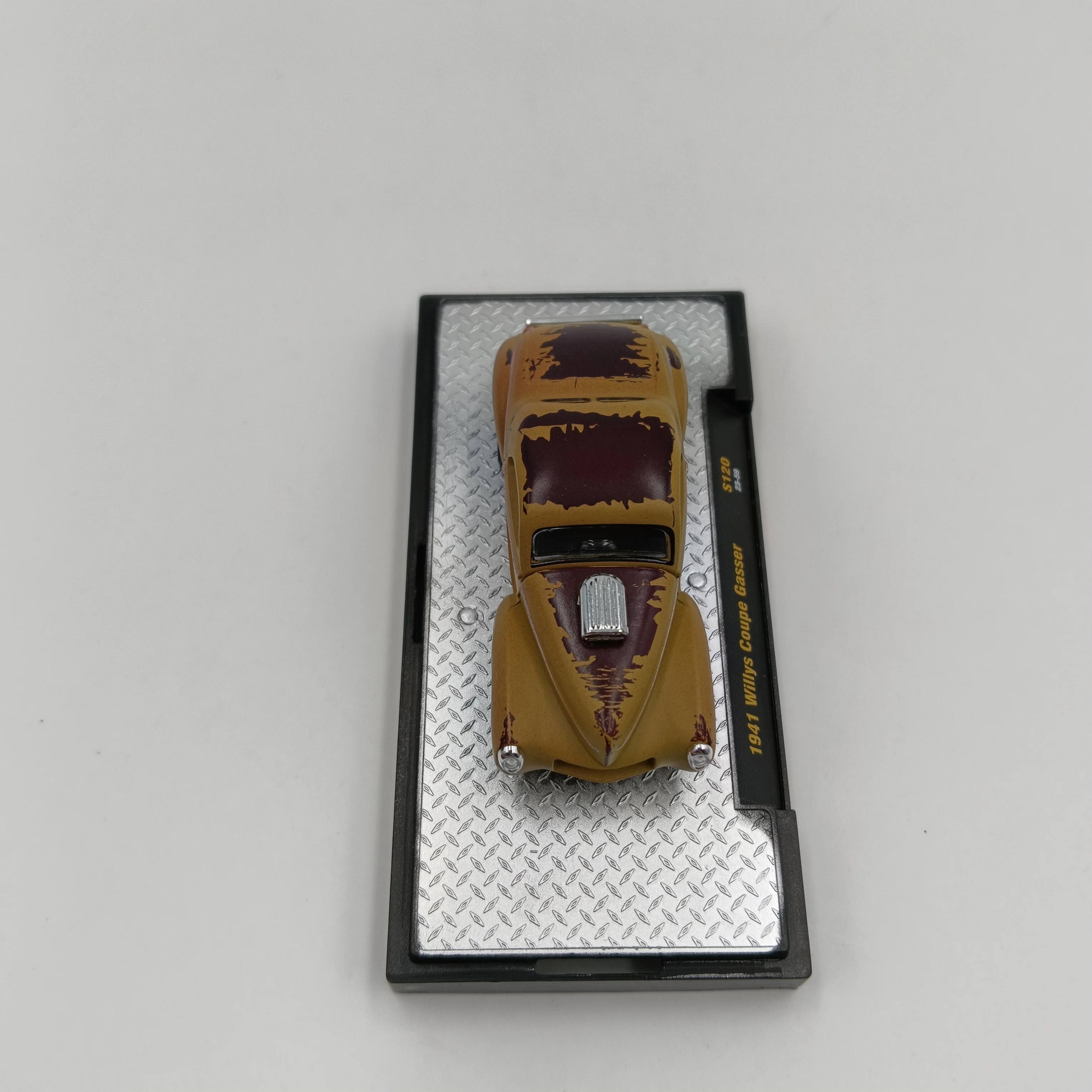 M2 Machines 1/64 1941 Willys Coupe Gasser  Alloy car model toy rare collection