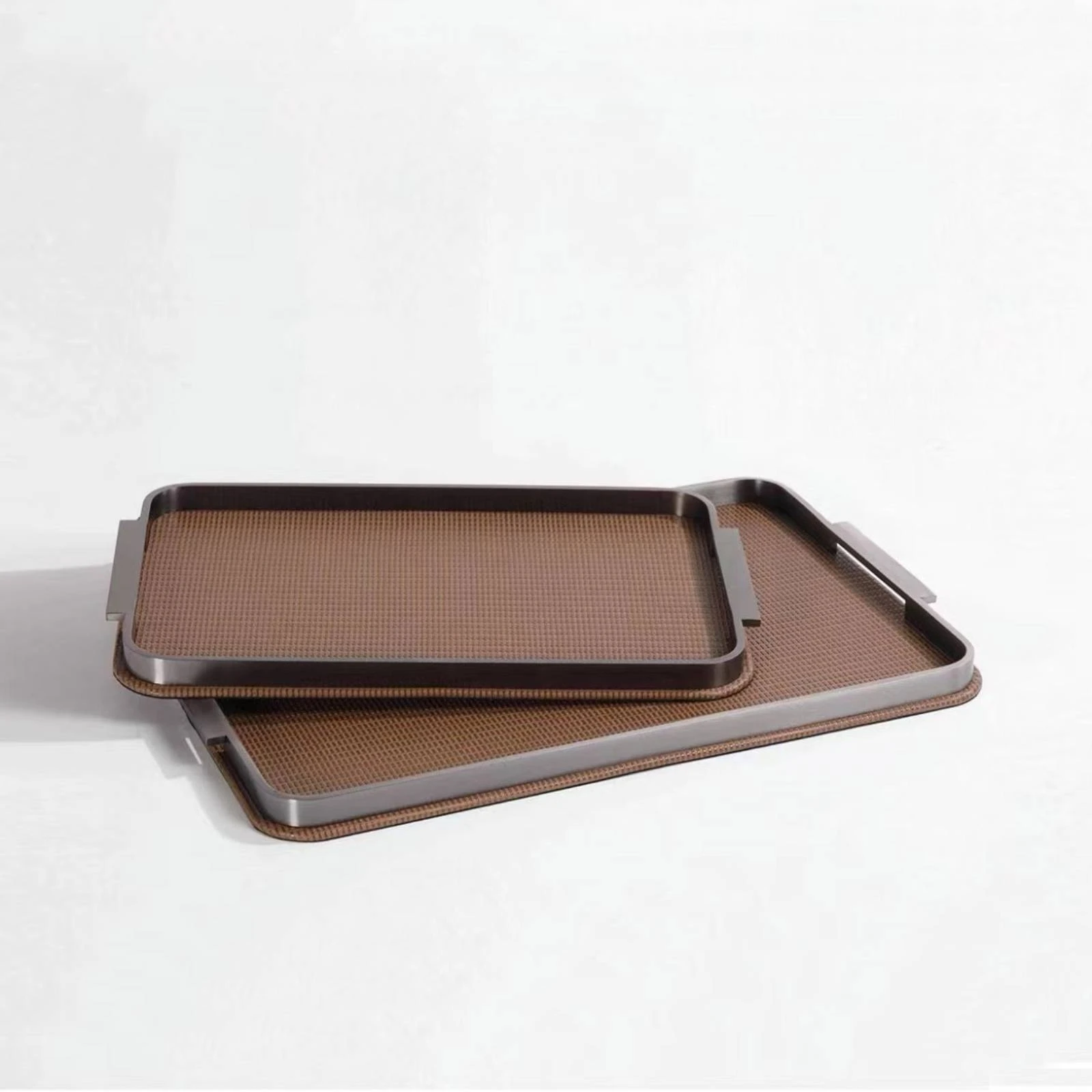 Leather Tray with Metal Rim Textured Valet Tray with Handles Nightstand Organizer Long-Lasting Key Bowl Stylish for Entryway