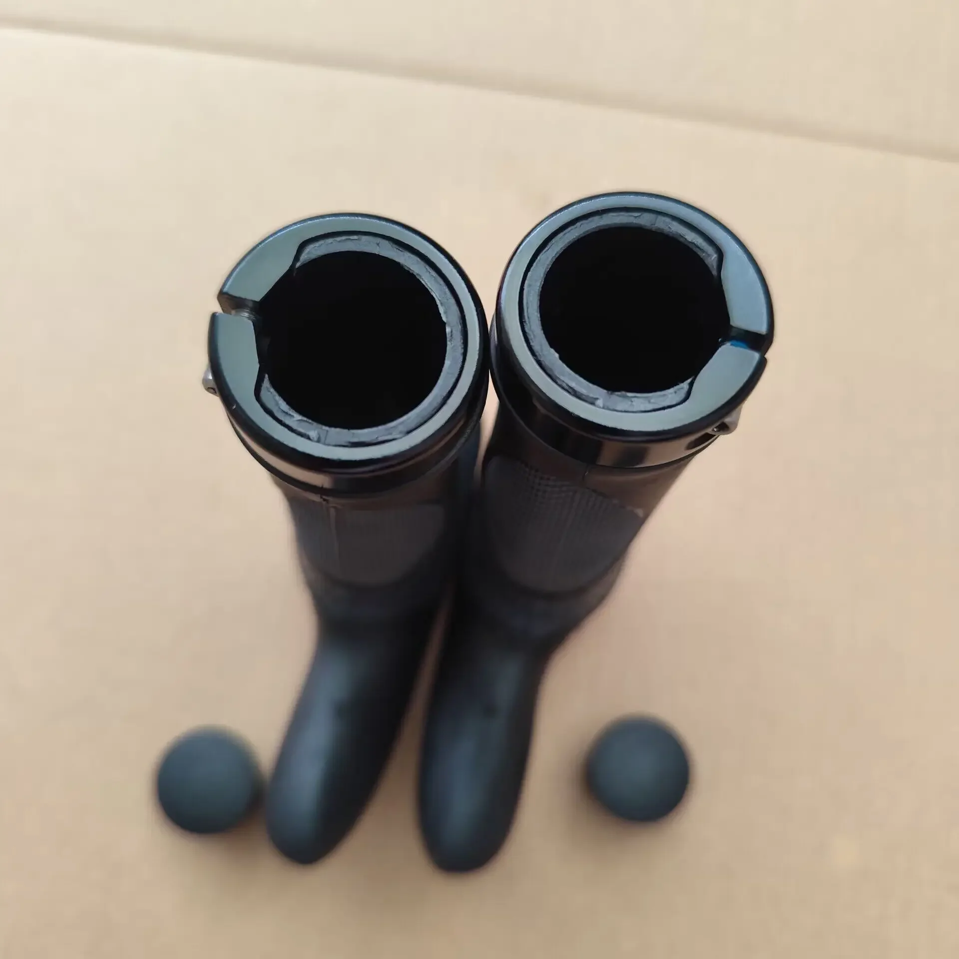 Locking Grips, Mountain Bike Folding Grips, Bicycle Croissant Grips
