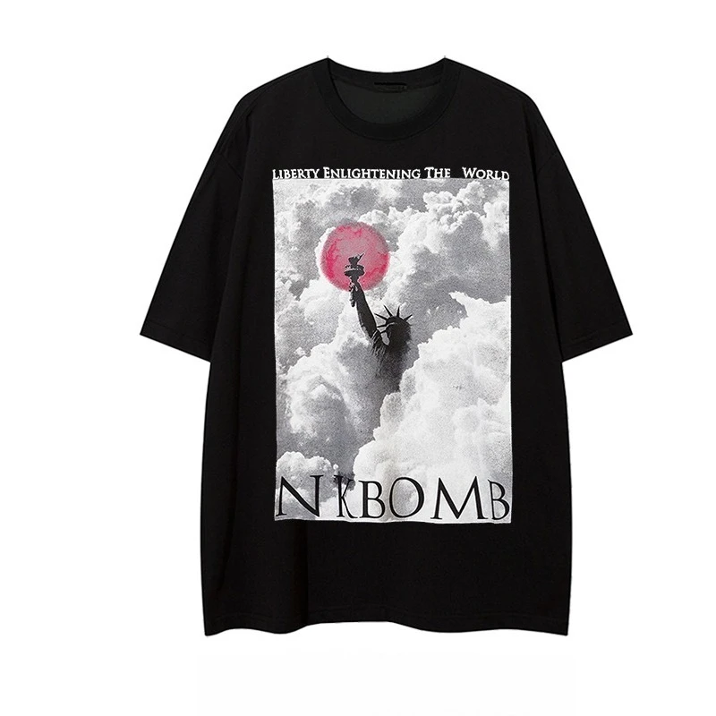 

Американский уличный тренд, весенне-летний бренд для мужчин и женщин с одинаковой футболкой, удобная в ношении для повседневного занятий спортом