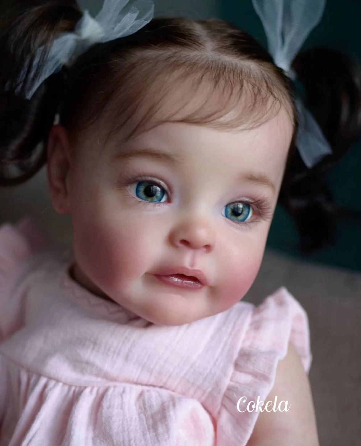 Cokela 60CM Maggie Reborn 유아 인기 귀여운 소녀 인형 손 뿌리 머리 부드러운 포옹 바디 고품질 인형 장난감