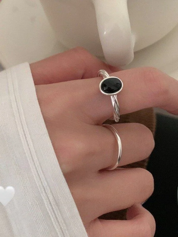 korean-style-personality-design-silver-s925-pure-silver-oval-black-agate-white-opal-twist-ring-open-adjustable-fashion-jewelry