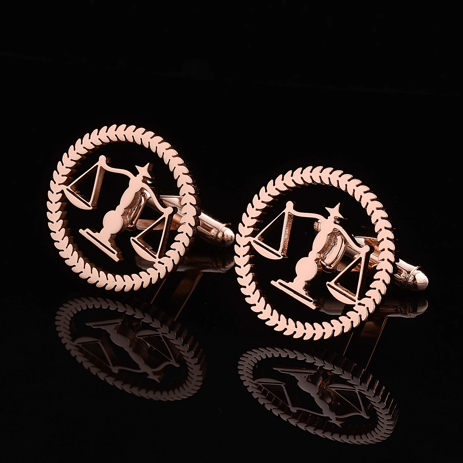 Qi Qi Wu Round Advocate Lawyer Emblem Mens Shirt Cufflinks Justice Scales symbol Jewelry Gift Cuff Links Buttons for Notary Law