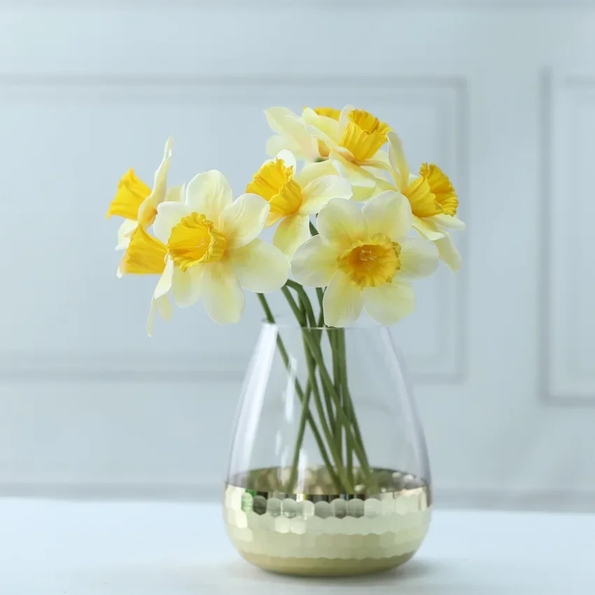 

20pcs 38CM Artificial Daffodil Flowers Real Touch Narcissus Spring Flower Fake Silk Flower Arrangement for Home Wedding Decor