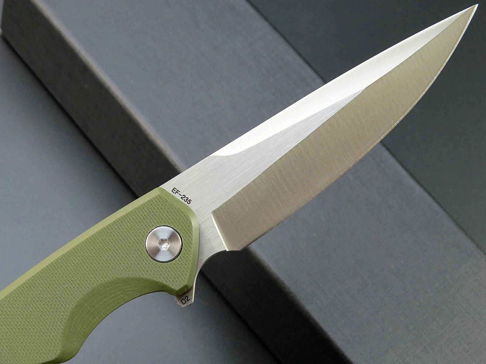 New Eafengrow Ef235 Tactical Survival Knife D2 Blade +G10 Handle Folding Knife For Outdoor Camping Hiking Hunting Edc Tool