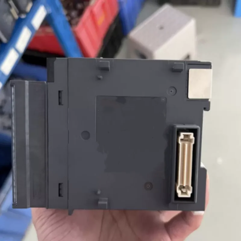Brand-new, factory-sealed module  LJ71E71-100-CM  LX40C6-CM  LX41C4-CM  LX42C4-CM  LY10R2-CM  LY18R2A-CM  LY40NT5P-CM