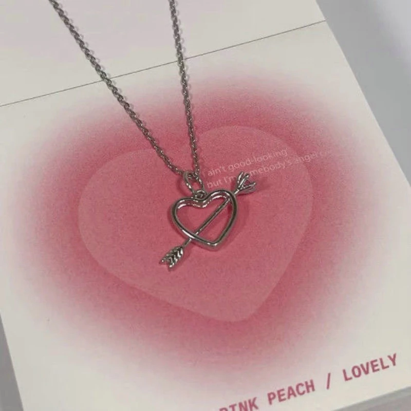 Collier pendentif sans document en or rouge vin pour femme