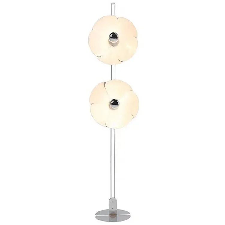 

Medieval petal floor lamp, bedroom modern study, simple Nordic living room desk lamp