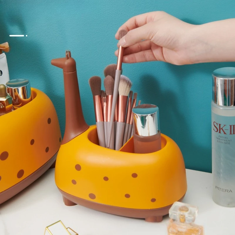 

Giraffe Desktop Pen Holder - Office Stationery & Makeup Brush Storage Bucket Kids' Gift & Home Living Room Storage Ornament