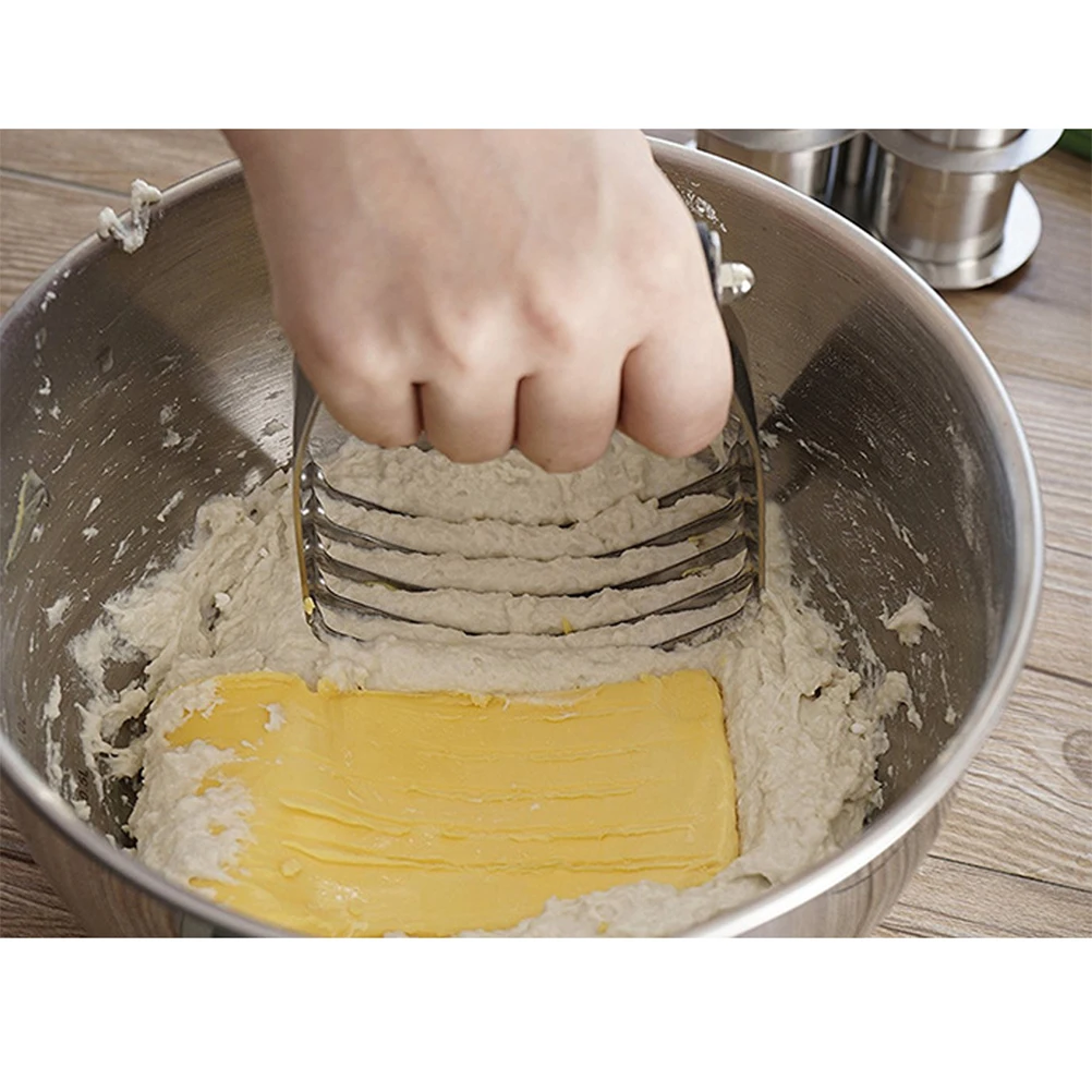 

Portable Pastry Blender Stainless Steel Easy Clean Dry Crusher Rust Proof Arched Tool Bit Straight Edge Perfect Grip Small
