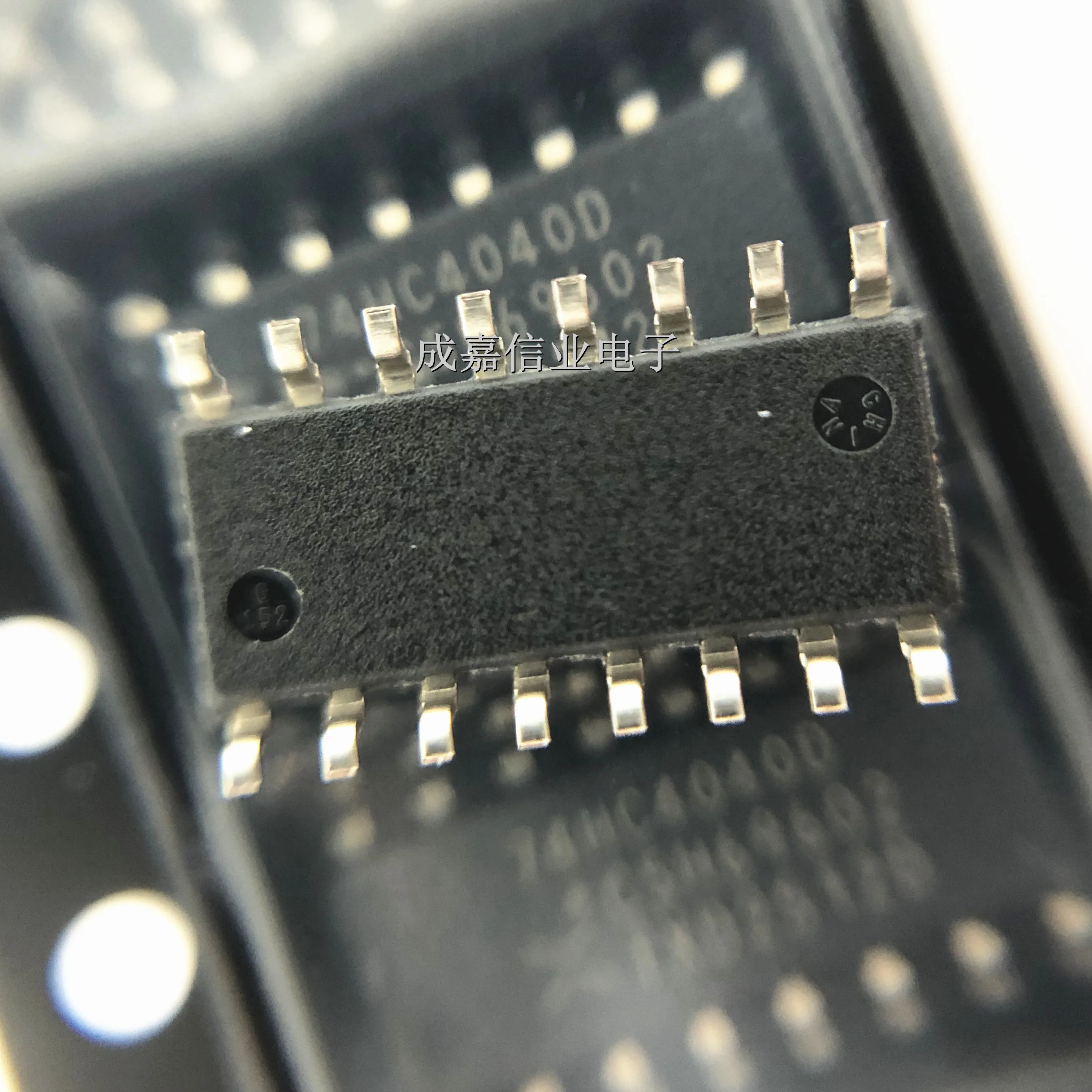 10pcs/Lot 74HC4040D,653 SOP-16 74HC4040D Counter ICs 2 V to 6 V Operating Temperature Range:- 40 C to + 125 C