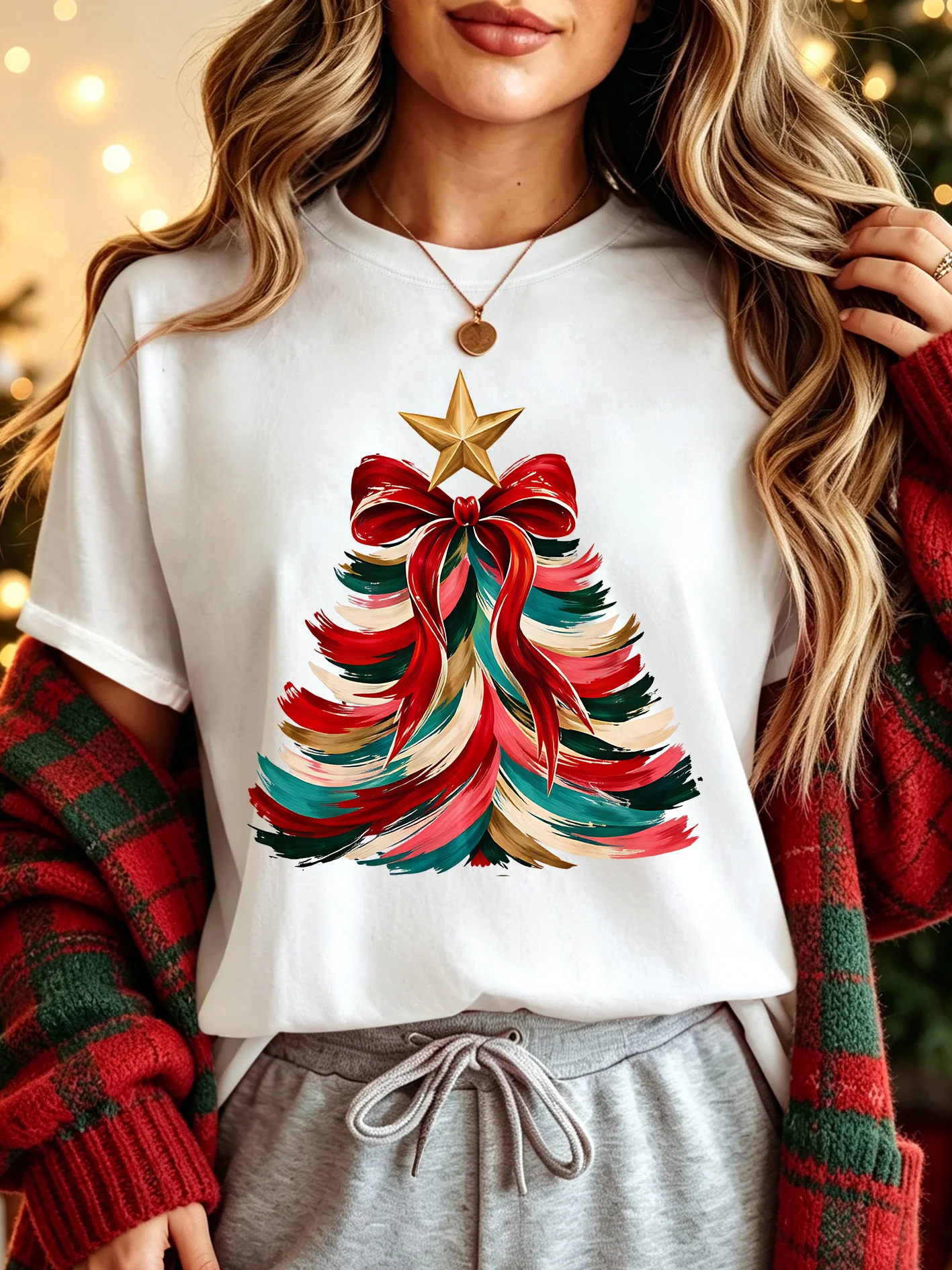 Brush Stroke Christmas Tree Bow Star Womens Crew Neck Short Sleeve T Shirt Xmas Holiday Graphic Tees For Ladies Daily Wear