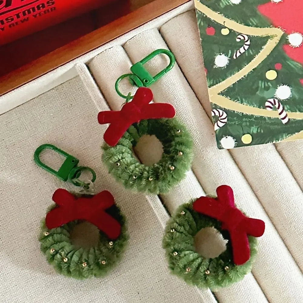 Lovely Cartoon Christmas Pendant Bow Green Mini Wreath Keychain Bag Pendant Soft Christmas Brooch Hanging Accessory