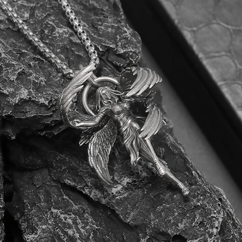 Exquisite Sexy Angel Four-Winged Pendant Angel Fashion Battle Angel Necklace Men's Punk Style Rock Party Clavicle Chain Jewelry