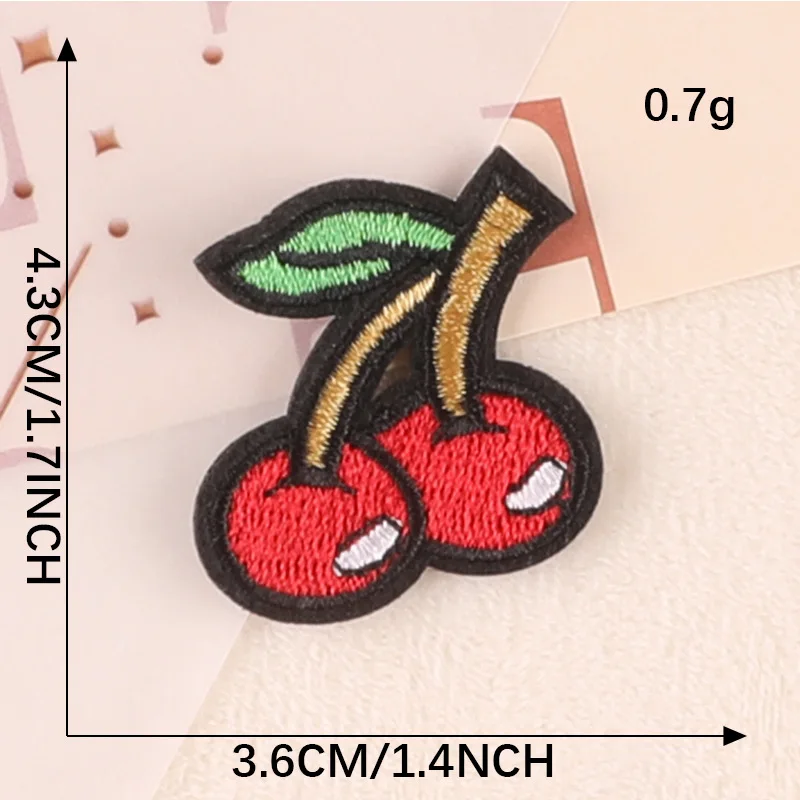 1pcs Mix Fruits food Patch for Clothing Iron on Embroidered Sew Applique Cute Patch Fabric Badge Garment DIY Apparel Accessories