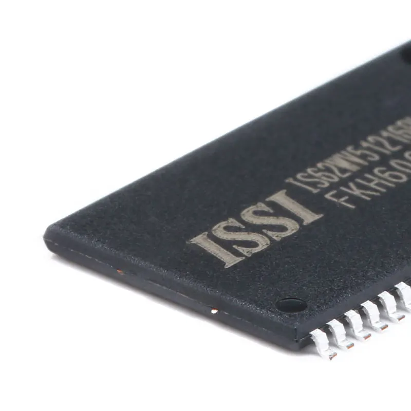 Puce mémoire RAM IS62WV51216BLL-55TLI TSSOP-44