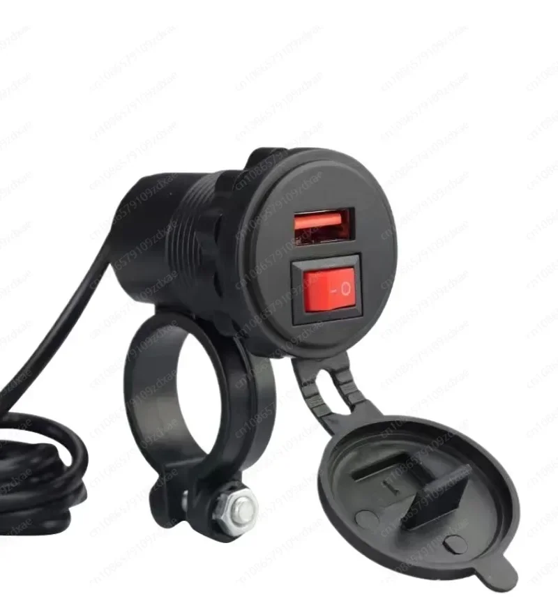 Motorcycle installation USB mobile phone charger super fast charging 12v24v to 5V outdoor waterproof car charger