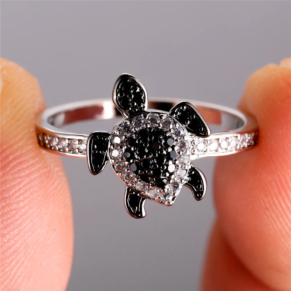 Luxury Female Black Zircon Stone Turtle Finger Ring Vintage Silver Color Wedding Band Bridal Jewelry For Women