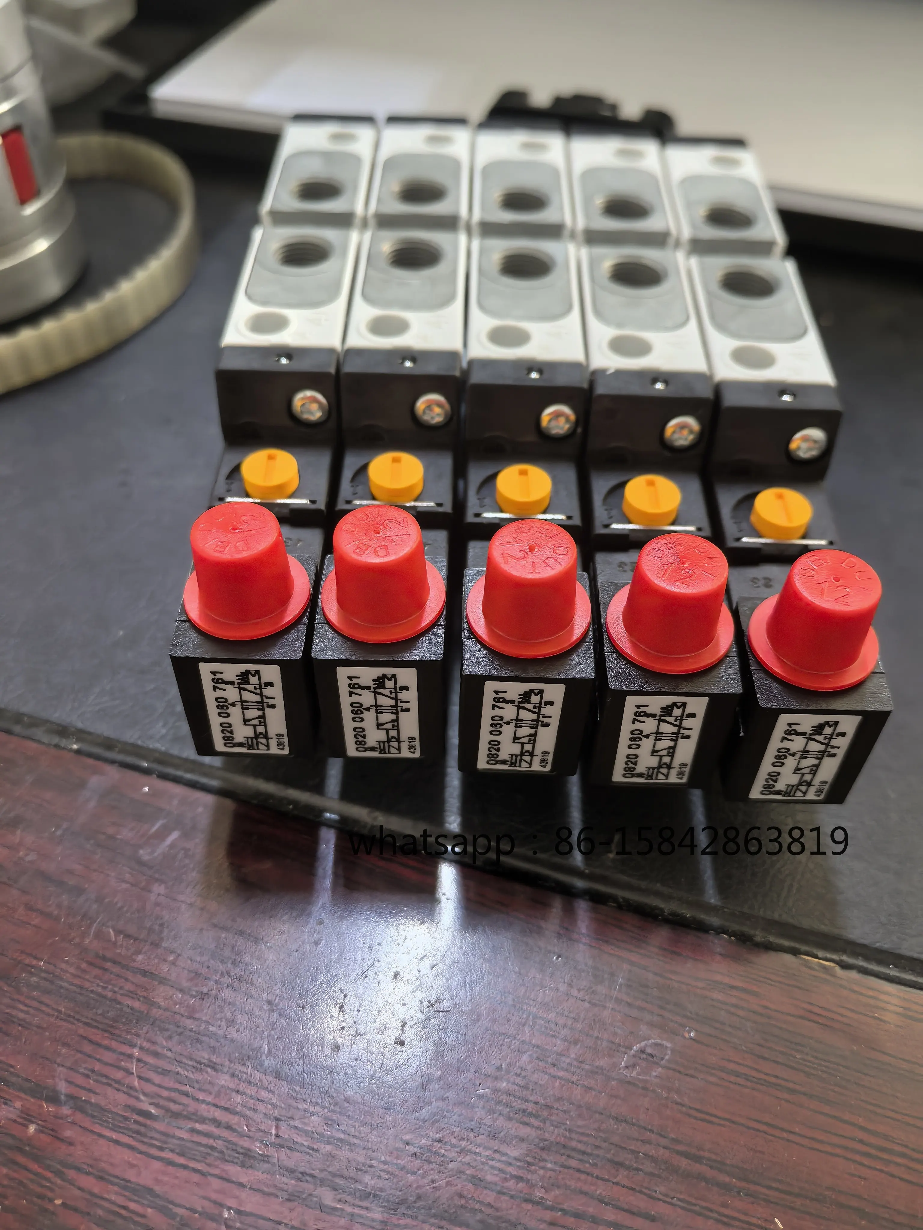 Edge Banding Machine Solenoid Valve 0820060761, Solenoid Valve 0820060761 Imported