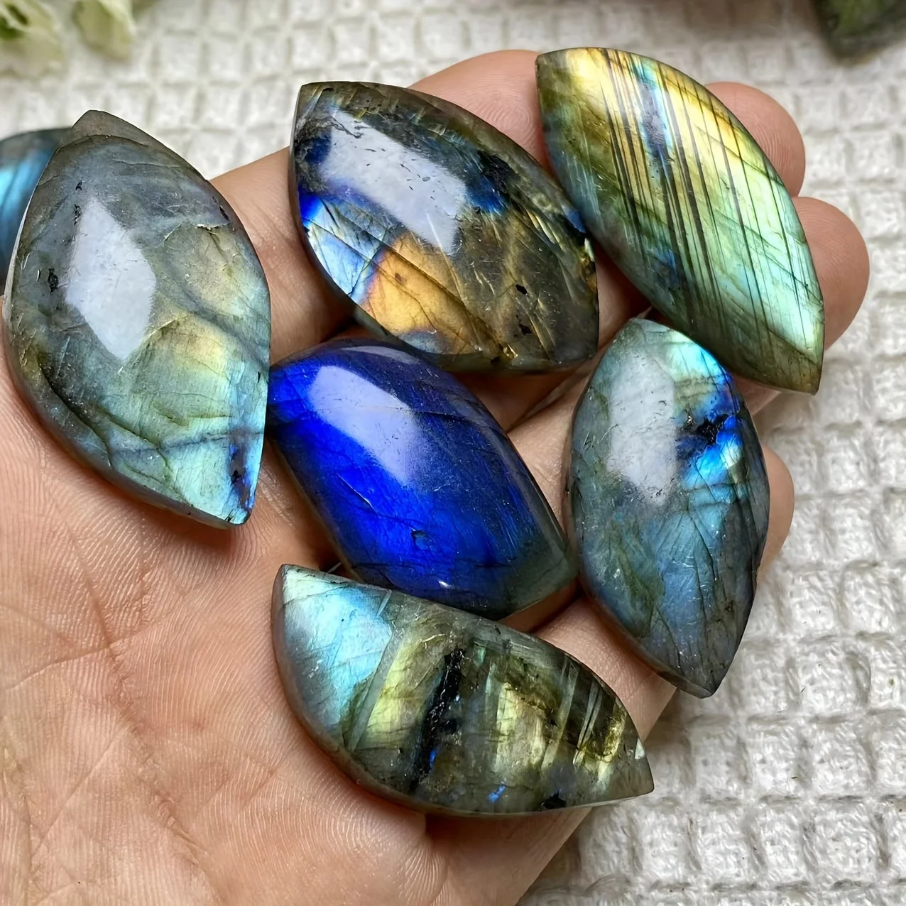 Natural Labradorite Stone Leaf DIY pendant necklace polished elongated stone jewelry accessories home decoration Meditation gift