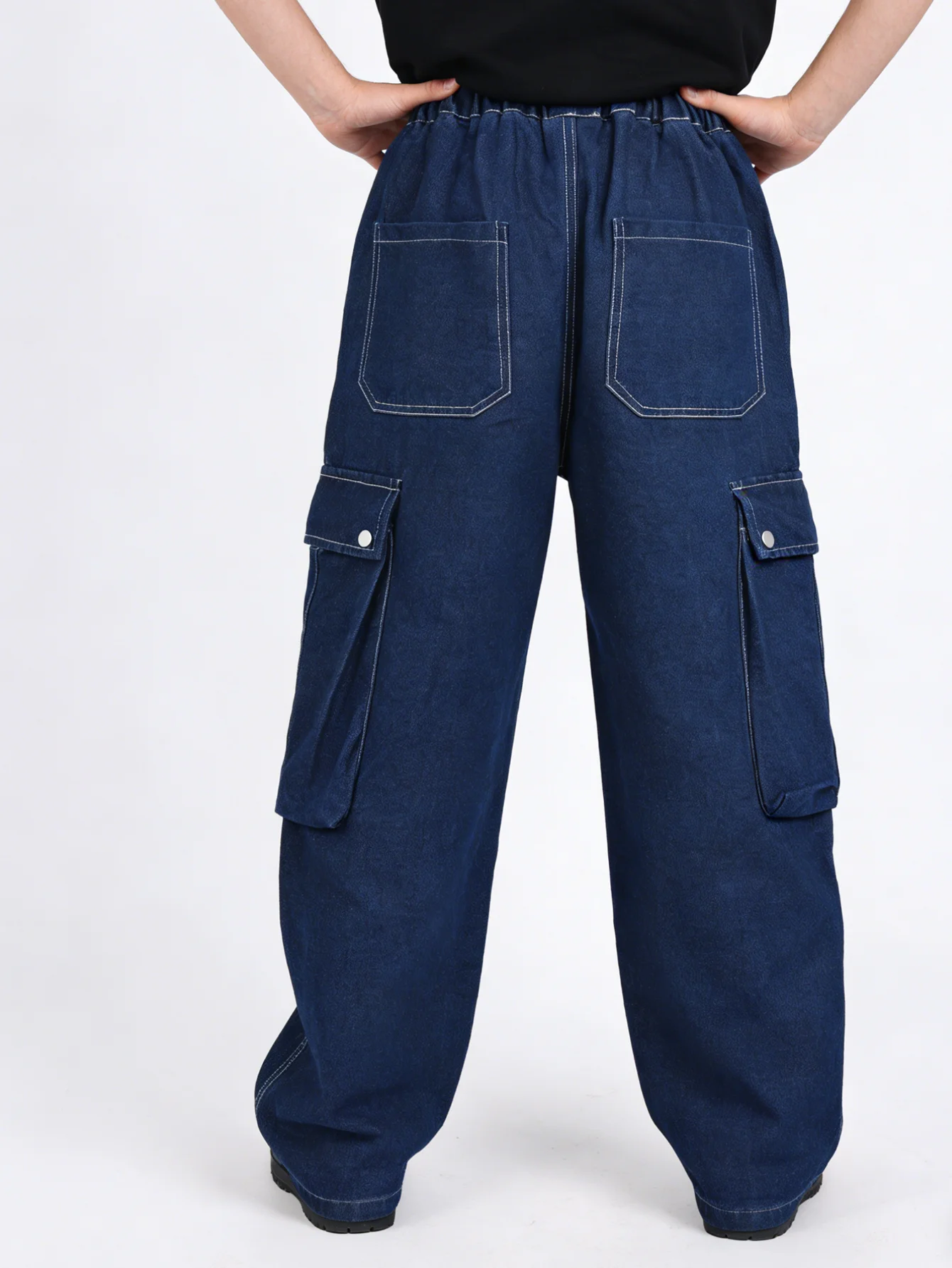 Boys' and teenagers' spring loose-fitting workwear jeans, suitable for daily wear, school, leisure, and outdoor activities