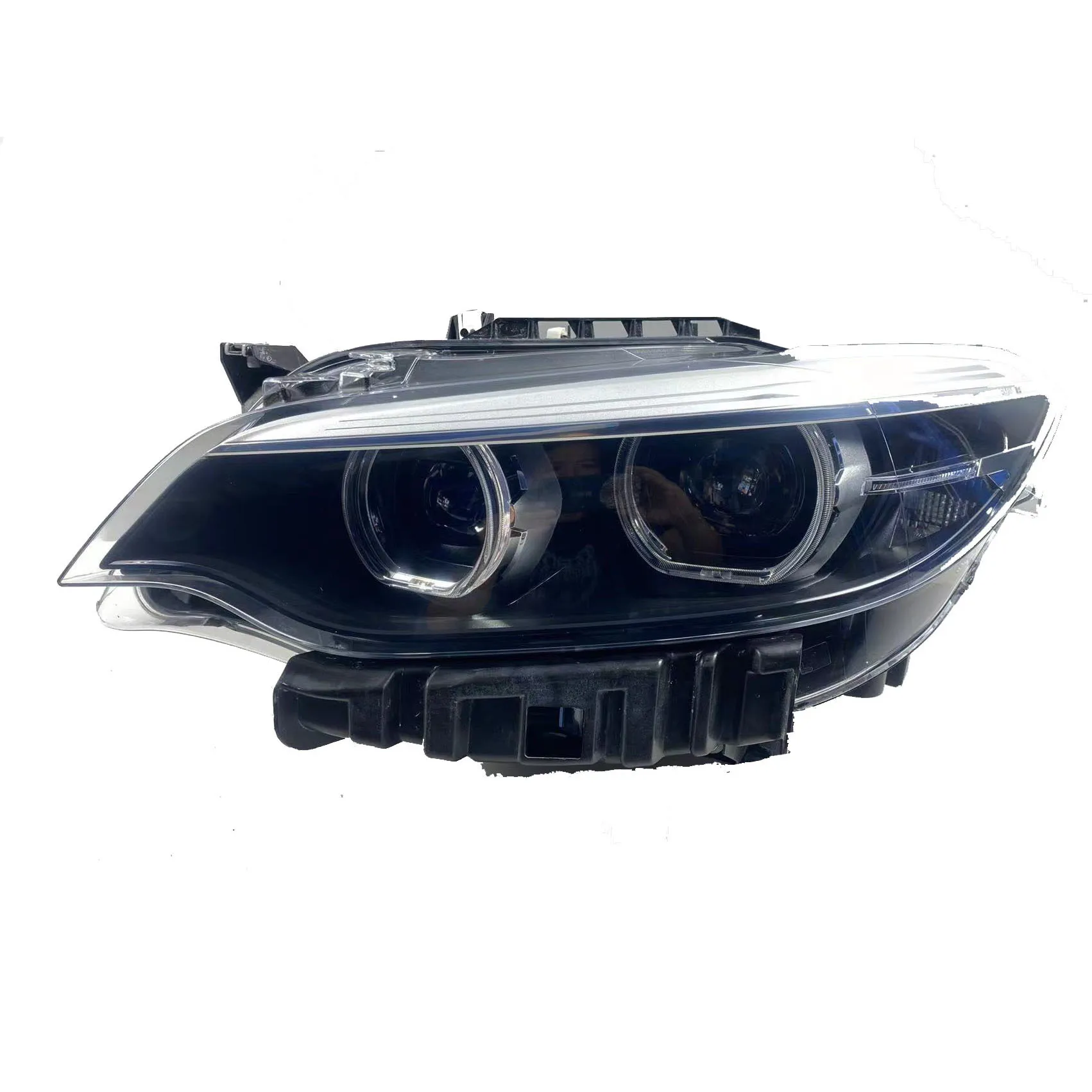 

Apply to 2 series F23 xenon headlamps 63117304461/62 upgrade of high-quality automotive headlamps.