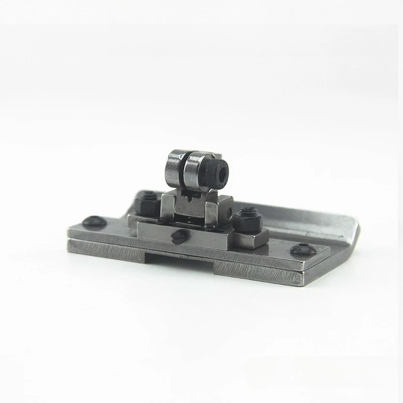 Multi-Needle Machine Presser Foot 12-Needle Overlock Zipper Slotting Presser Foot VC008 Multi-Needle Machine