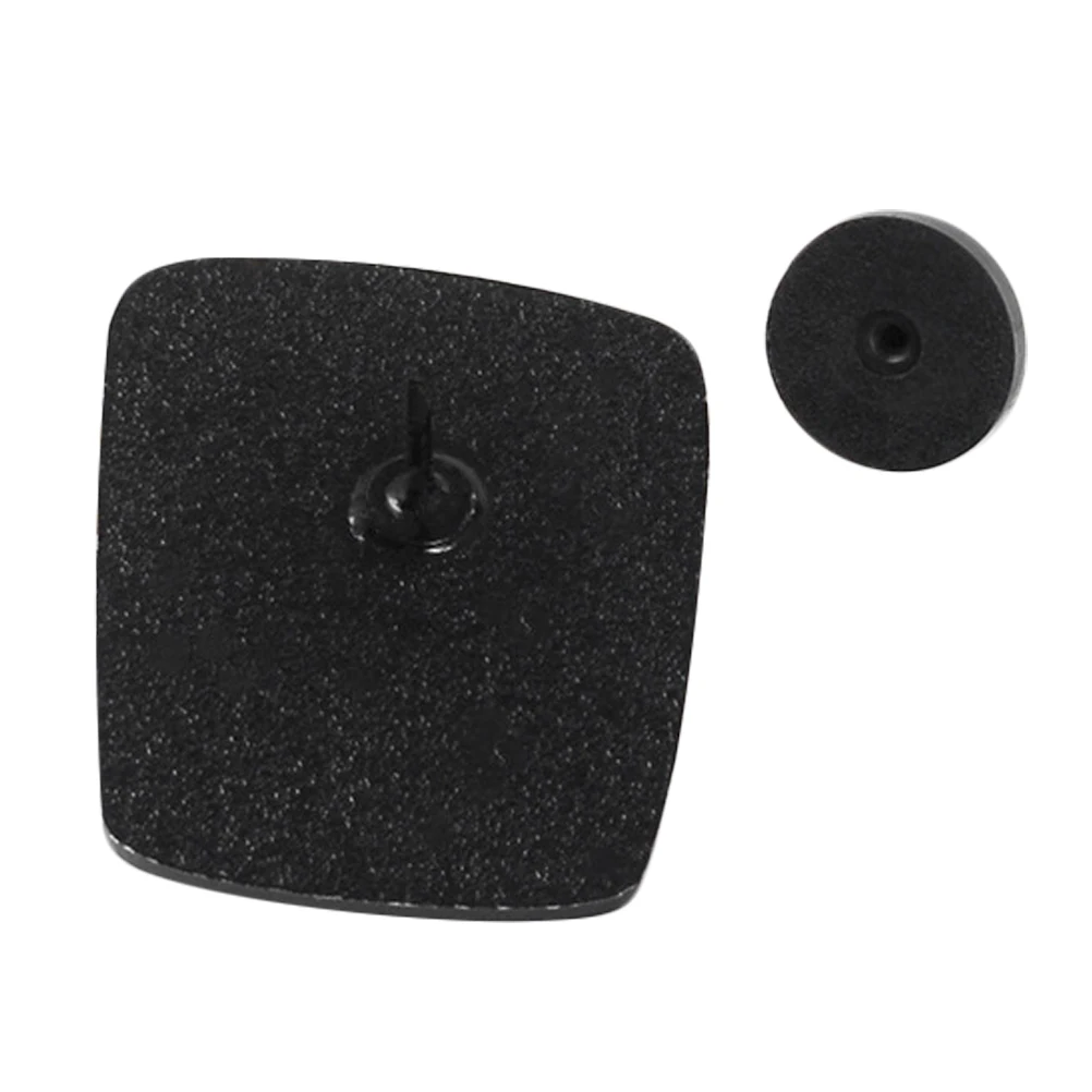 

Black White Alloy Brooch Creative Fashion Pin Party Clothes Badge Elegant Breastpin for Women Girls Alloy Pants Badage