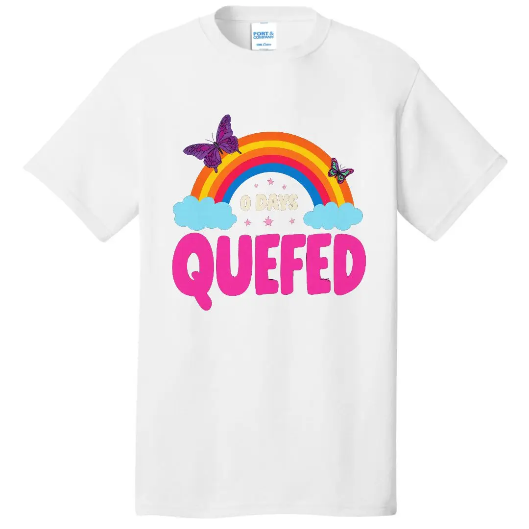 تي شيرت أبيض بتصميم جرافيك ملون: قوس قزح نابض بالحياة، فراشات، سحاب رقيق، نص '0 أيام'، جريئة 'QUEFED' - كاجوال