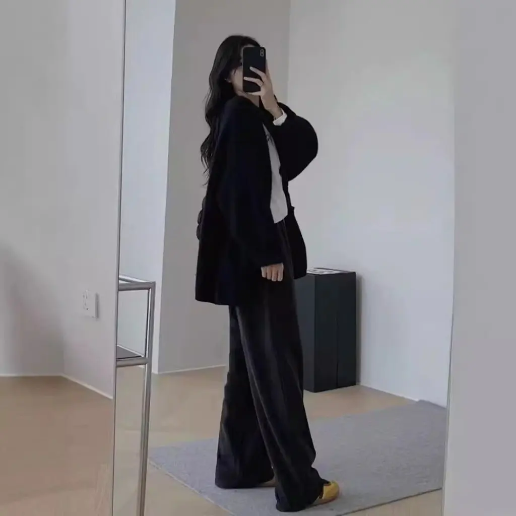 

Women's Retro Lazy Style Knitted Cardigan Imitation Raccoon Hair Jacket Loose Simple Casual with Pockets Fashion