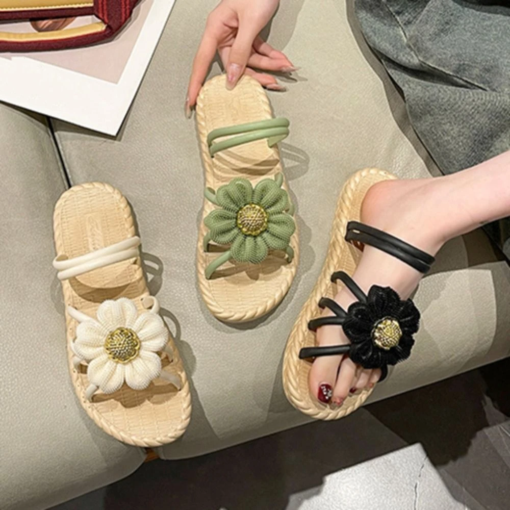 

Fashion PVC Flower Flats Slippers Sweet Anti Slip Slippers for Women Bohemian Style Beachwear Shoes Flips Flops Summer