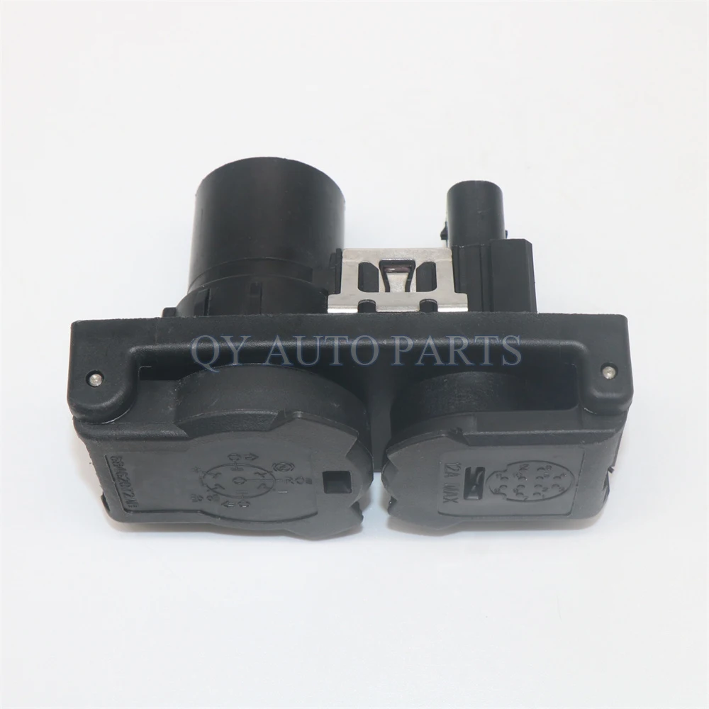 68462072AB  68462072AA 7-Way Trailer Tow Hitch Receptacle Connector for Ram 2500 3500 6.4L 6.7L 2020-2022